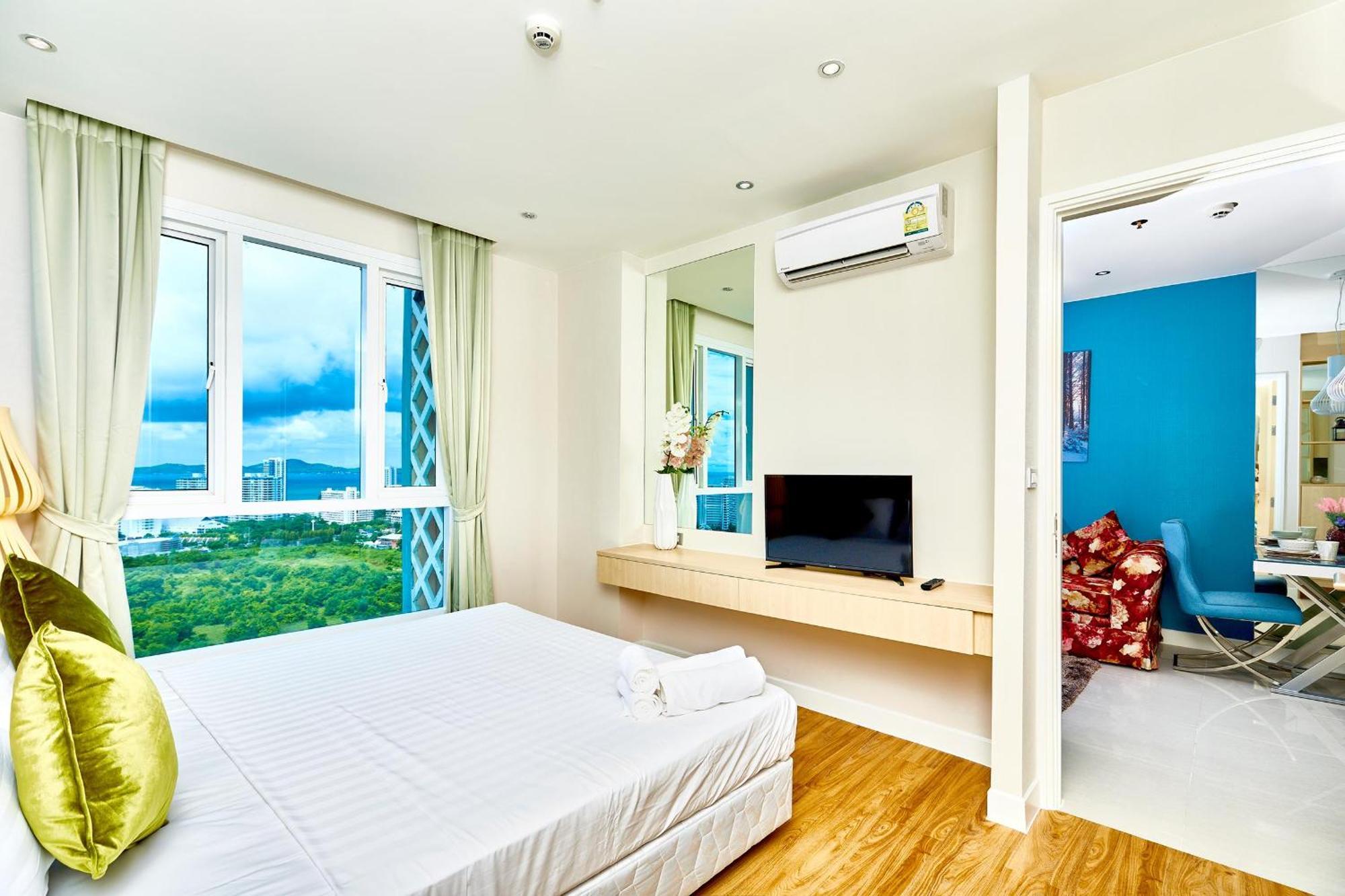 Grande Carribean - Seaview - Jomtien -Free Taxi From The Airport Apartment Pattaya Exterior photo