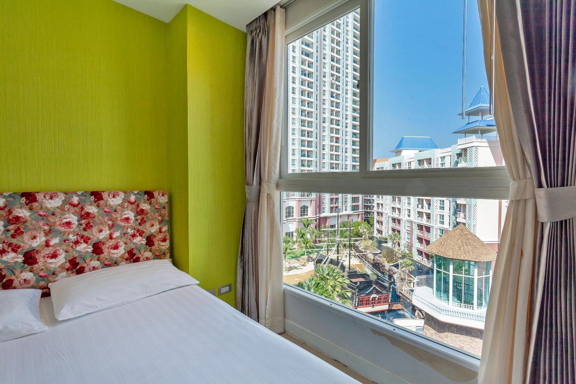 Grande Carribean - Seaview - Jomtien -Free Taxi From The Airport Apartment Pattaya Exterior photo