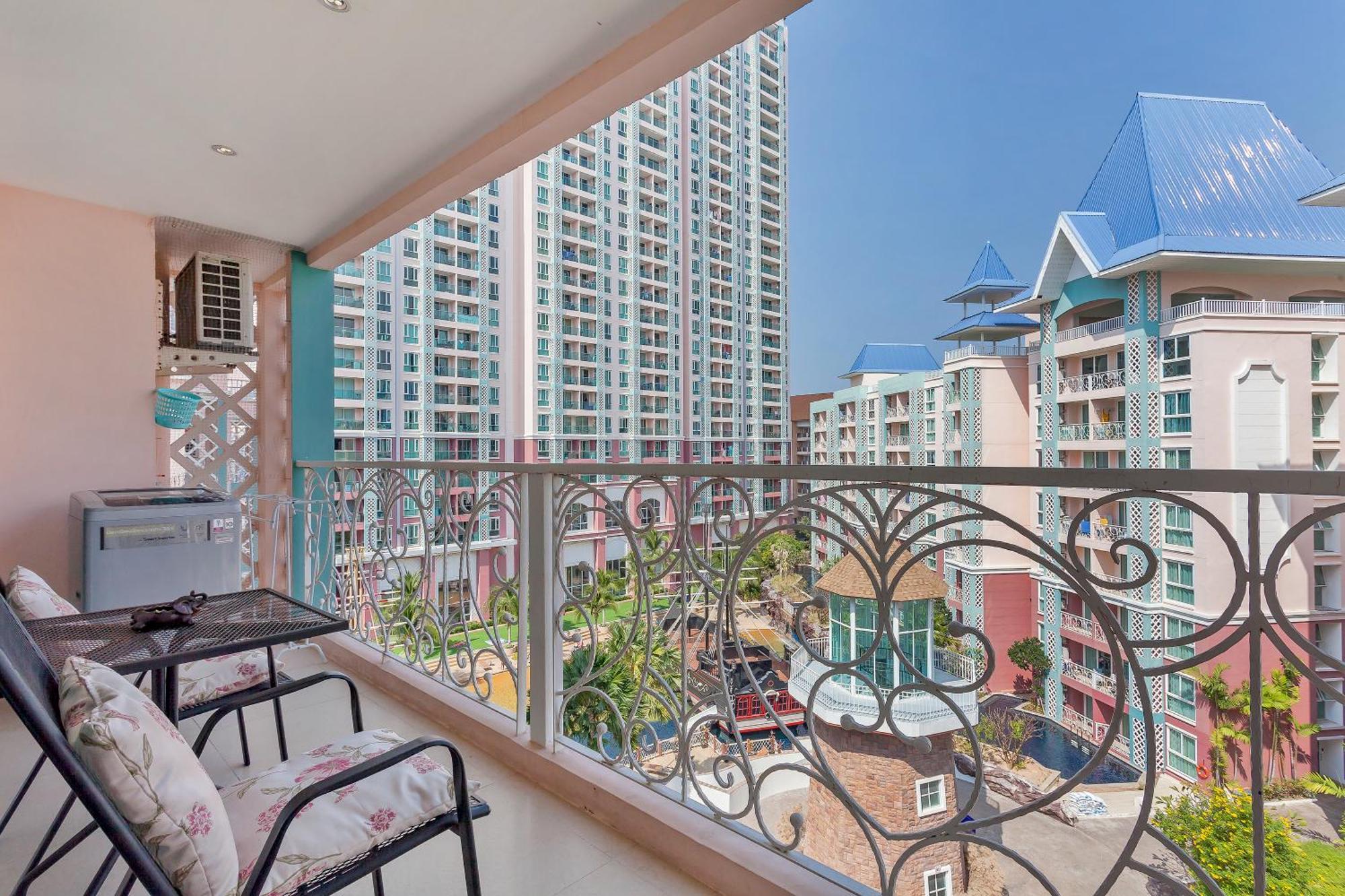 Grande Carribean - Seaview - Jomtien -Free Taxi From The Airport Apartment Pattaya Exterior photo